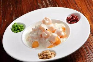 小蜜瓜吃皮吗,美味还是弃之？揭秘食用之谜